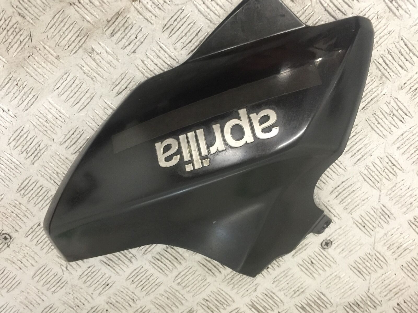 APRILIA 850 MANA AUTOMATIC SIDE FAIRING PANEL   YEAR 2007-2012  (STOCK 875)