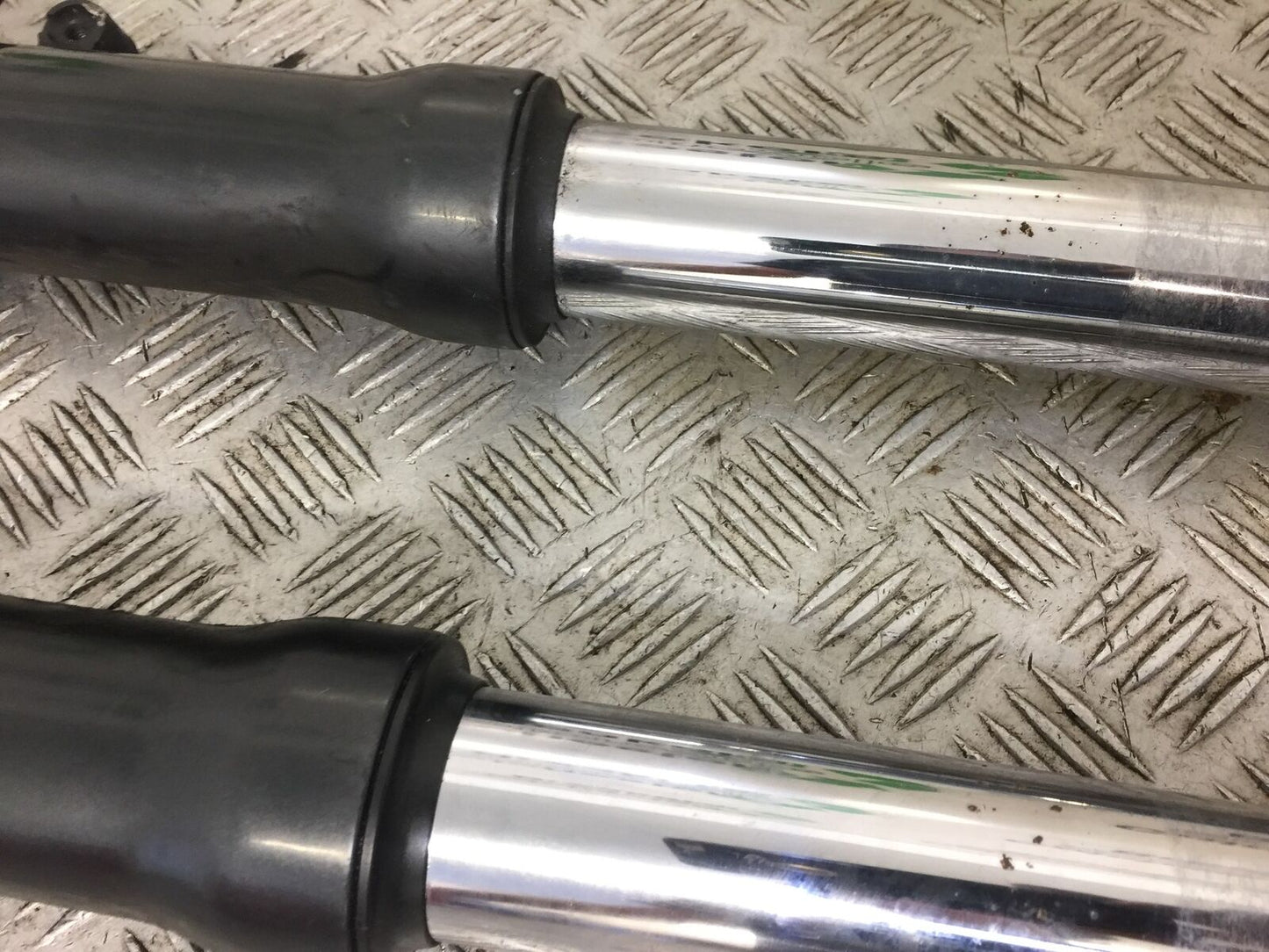 KAWASAKI ZX6R ZX6 G FORKS   YEAR 1998-99 (STOCK 582)