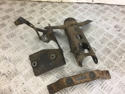 YAMAHA XT660 Z TENERE METAL BRACKETS  YEAR 2012  (STOCK 661)