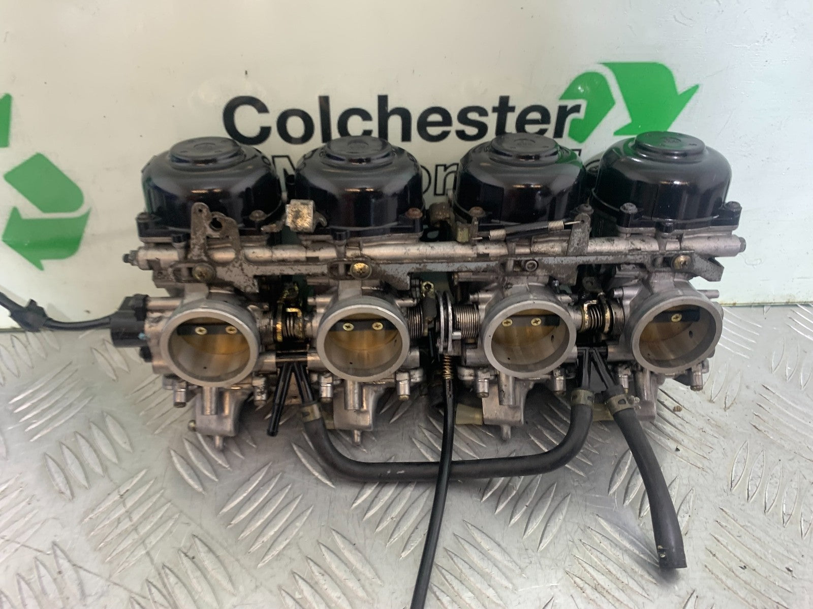 KAWASAKI ZX9R ZX9 E1 CARBS  YEAR 2000-01 (CMB1171)