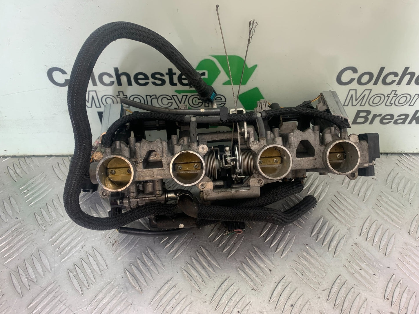 SUZUKI GSF650 GSF 650 THROTTLE BODIES  YEAR 2007-2009  (CMB1161)