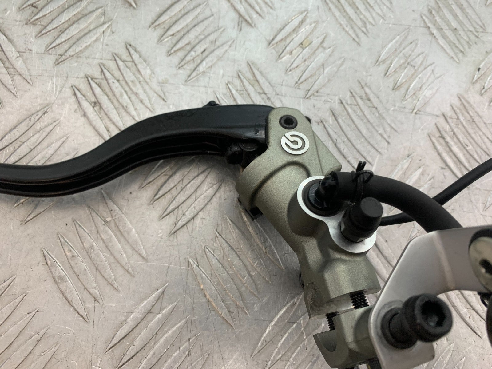 DUCATI 937 MONSTER CLUTCH MASTER CYLINDER  YEAR 2021-2024 (CMB1270)