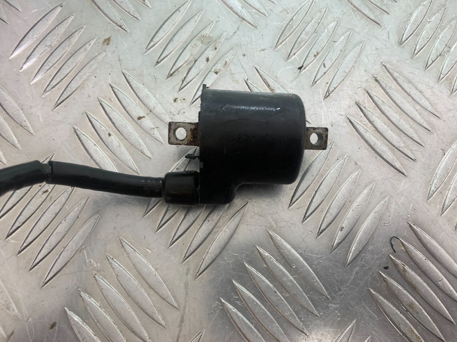 HONDA CBR125 CBR 125 COIL AND CAP  YEAR 2004-06  (CMB1040)