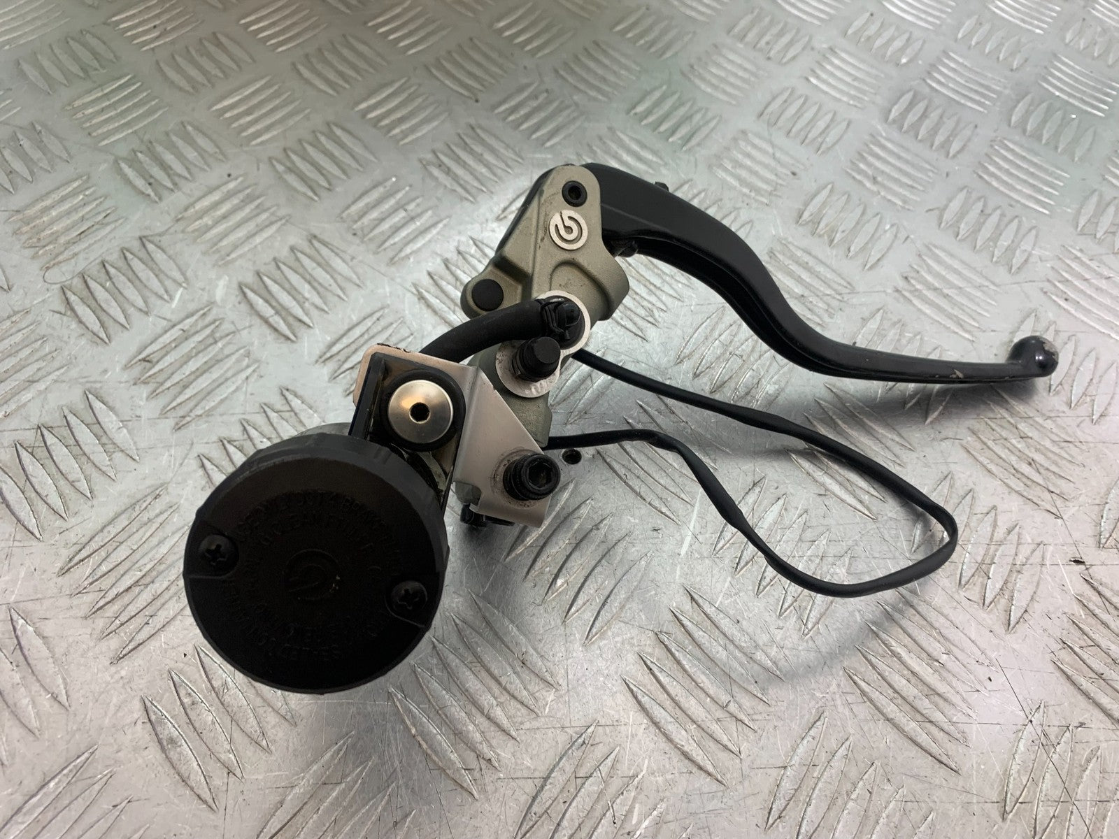 DUCATI 937 MONSTER FRONT MASTER CYLINDER  YEAR 2021-2024 (CMB1270)