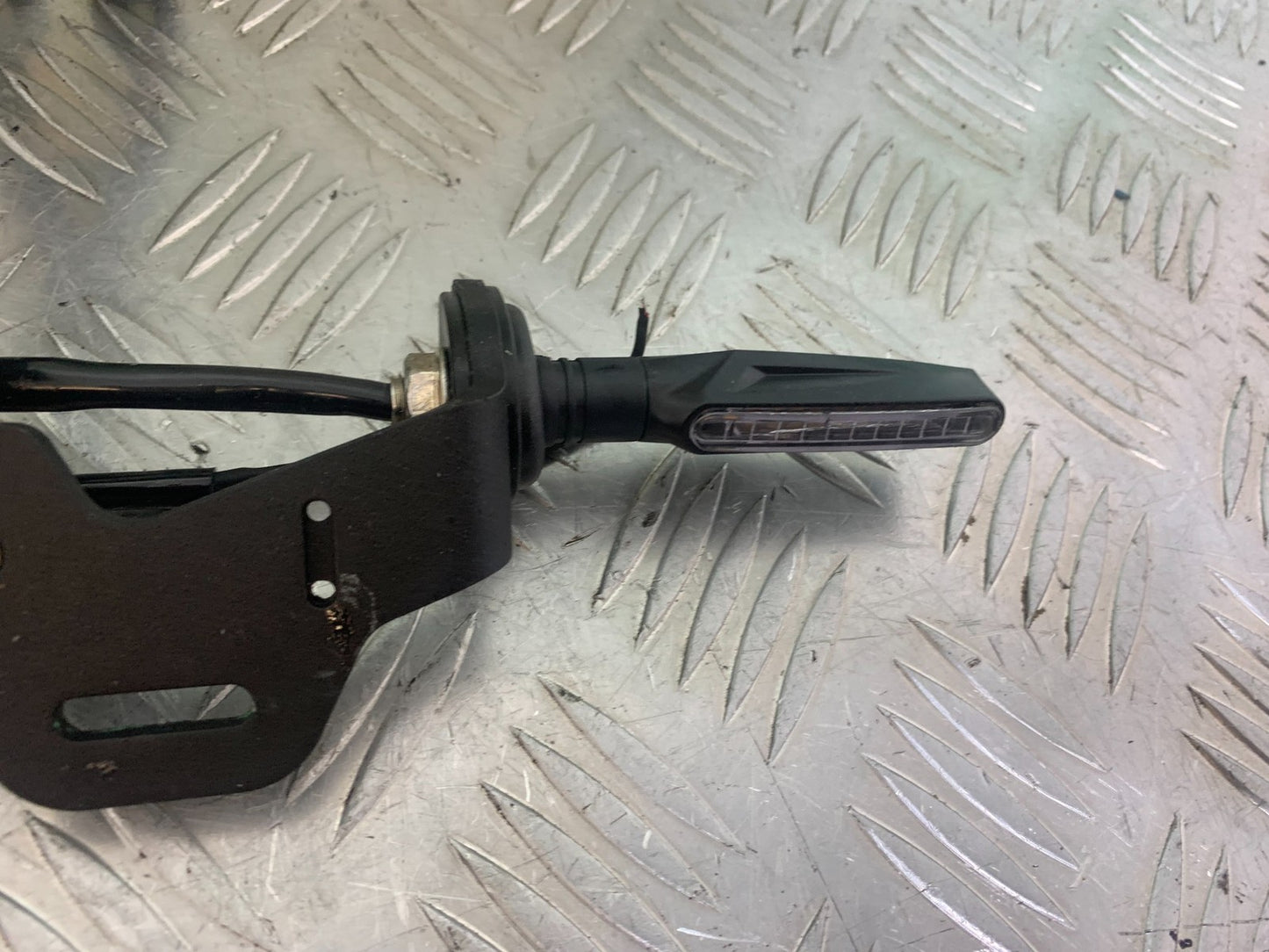 YAMAHA YZF R1 14 B BIG BANG TAIL TIDY &  INDICATORS  2009-14 (CMB1175)