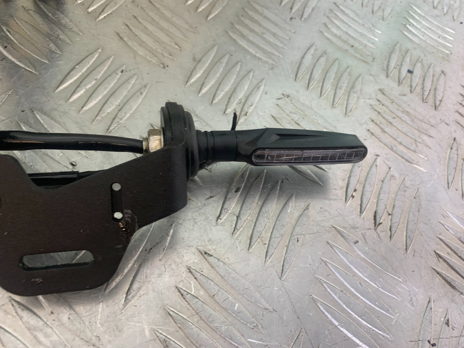 YAMAHA YZF R1 14 B BIG BANG TAIL TIDY &  INDICATORS  2009-14 (CMB1175)