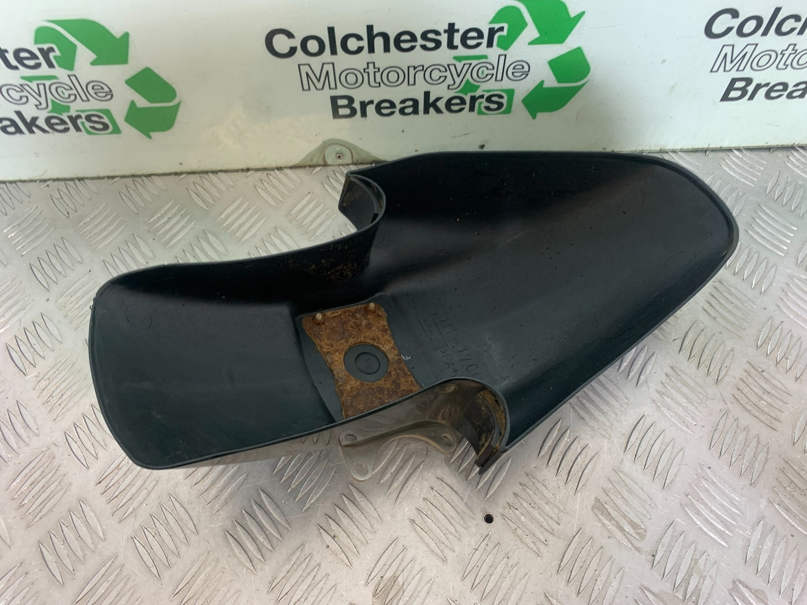 SUZUKI GSF1200  GSF 1200 BANDIT FRONT MUDGUARD  YEAR 1997-2000 (CMB1149)