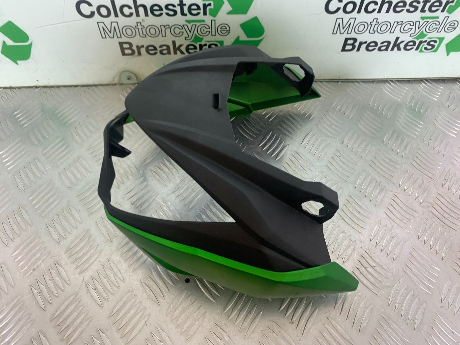 KAWASAKI Z300 ER300 TOP FAIRING  YEAR 2016-2018  (CMB1056)