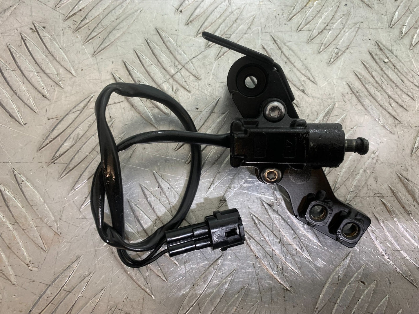 TRIUMPH TRIDENT 660 SIDE STAND SWITCH   YEAR 2021-2024 (CMB1295)