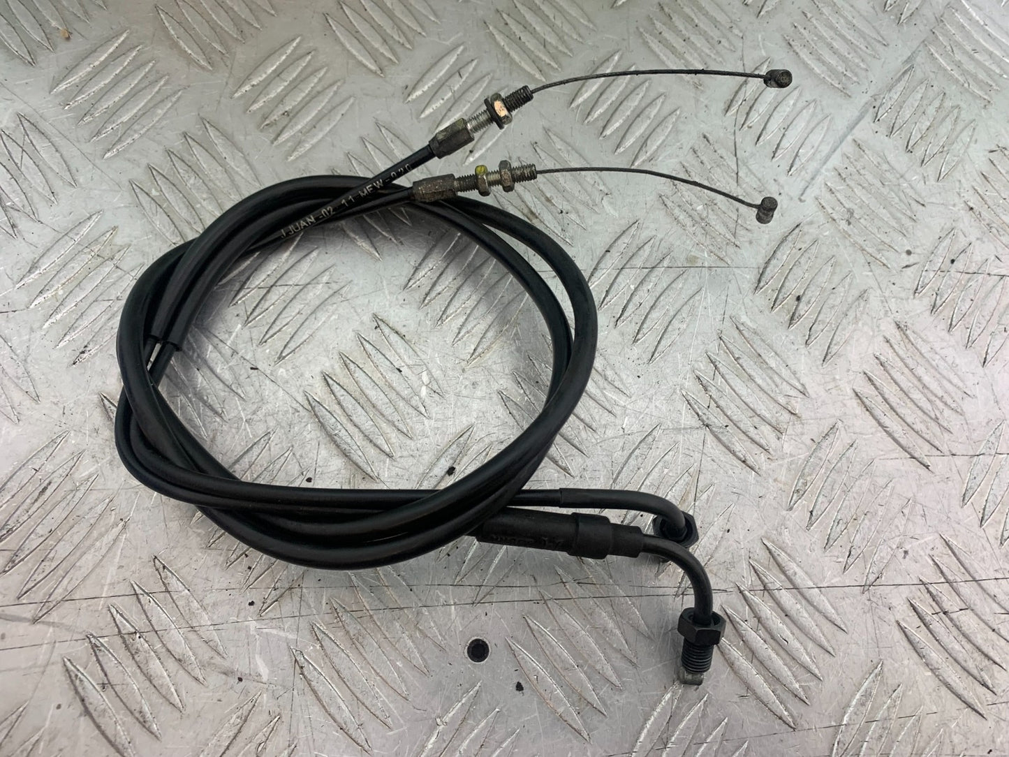 HONDA NT 700 V DEAUVILLE THROTTLE CABLES   YEAR 2006-2011 (CMB1211)