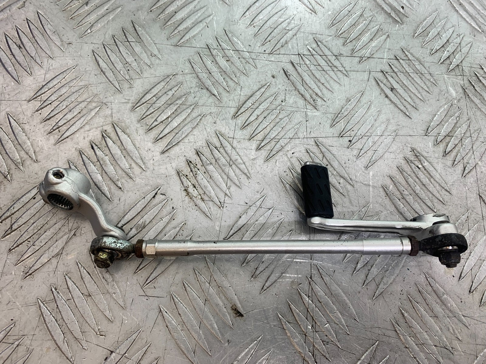 DUCATI 996 SPS 748 916 998 GEAR LEVER  1999-2000 (CMB1209)