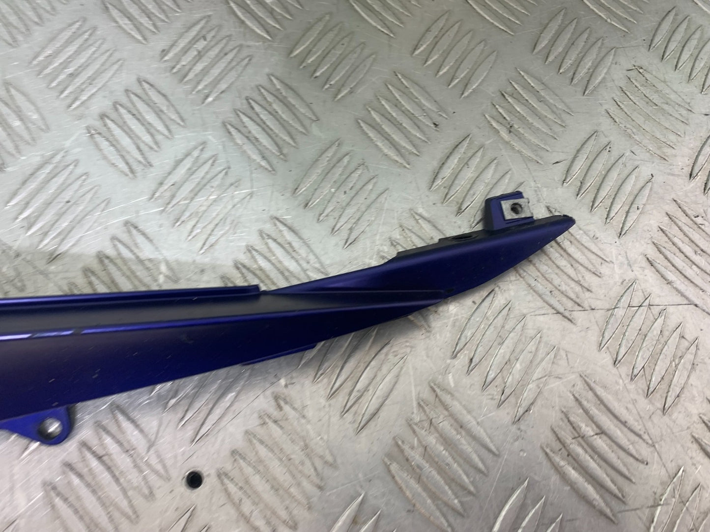 APRILIA RS660 RS 660 RIGHT SEAT PANEL YEAR 2020-2024 (CMB1202)