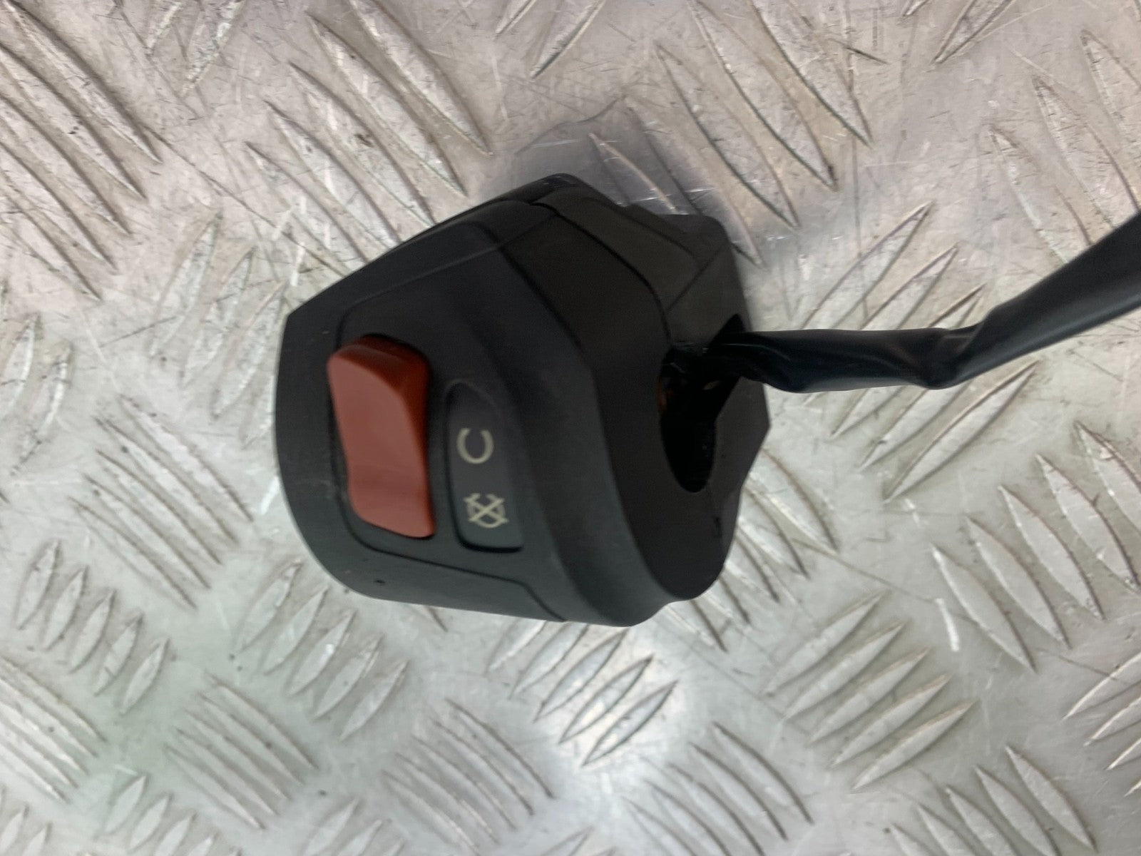 KTM RC125 RC 125 RC RIGHT SWITCH GEAR  2014 2017 (CMB1199)