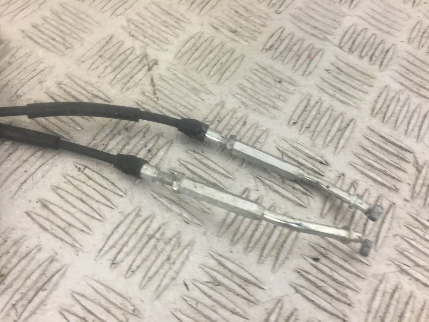 SUZUKI GSXR750 K6 K7 SERVO CABLES  YEAR 2007 (STOCK 634)