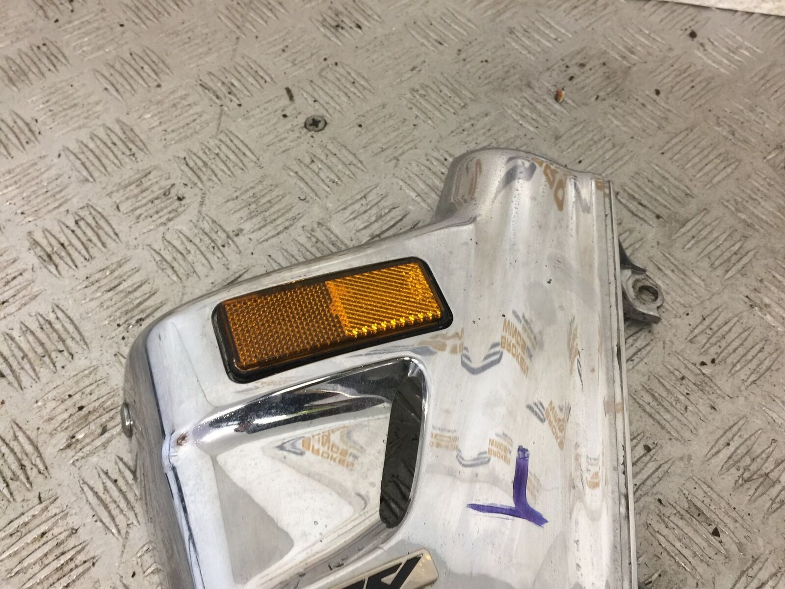 HONDA GL1800 GL 1800 LEFT CALIPER COVER  YEAR 2004-10 ABS (STOCK 890)