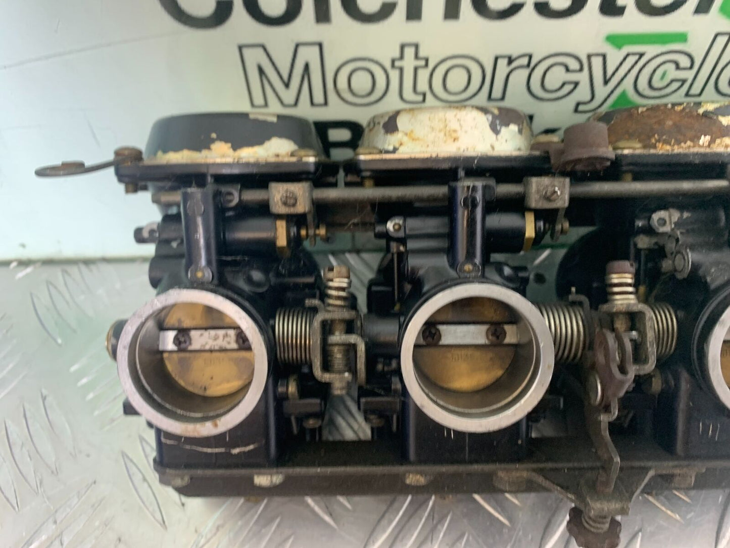 YAMAHA XS1100 MIDNIGHT SPECIAL CARBS  YEAR 1980-1982 (CMB1122)