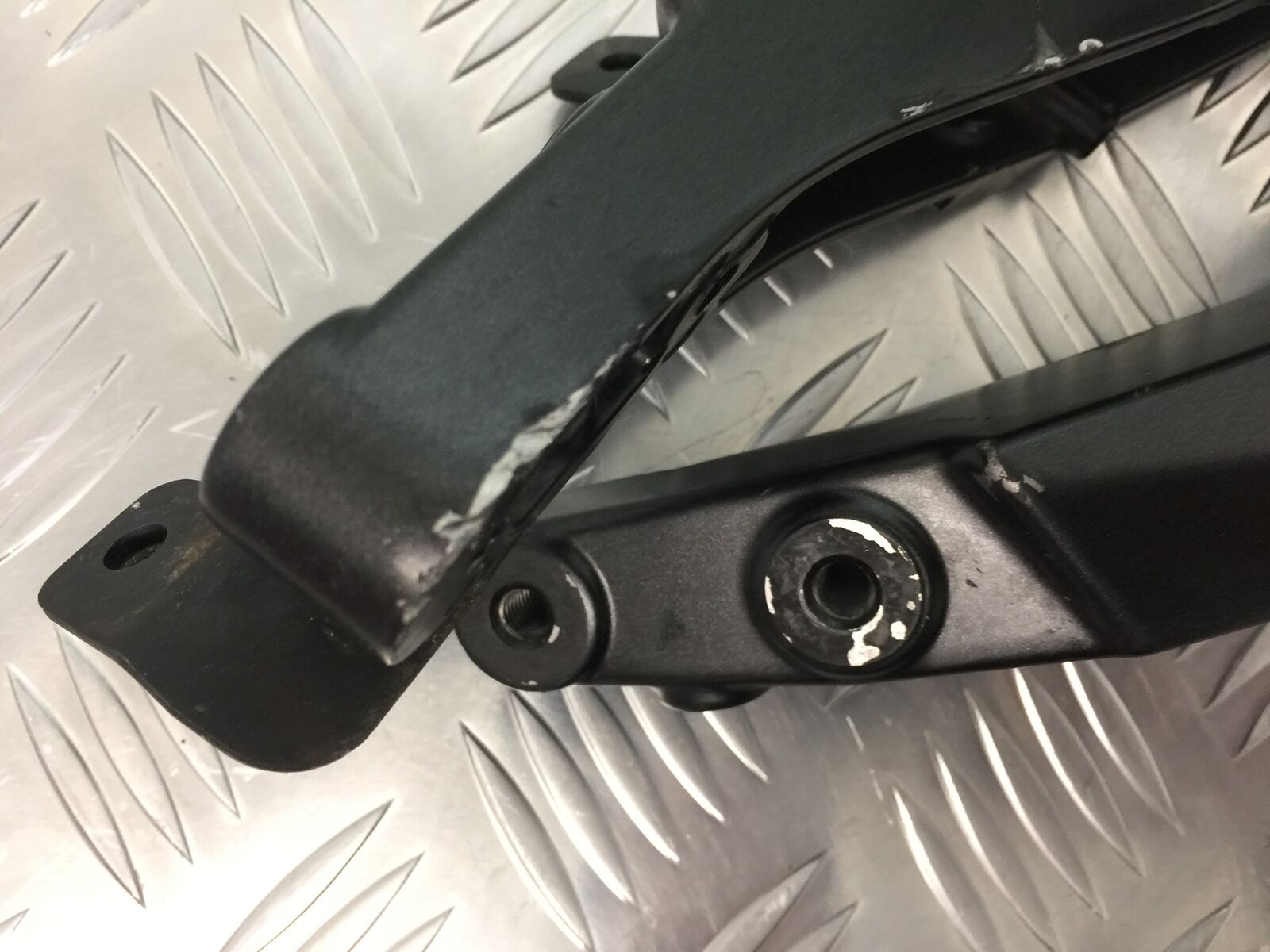 KAWASAKI Z1000 Z 1000 ENGINE MOUNTS  YEAR 2007-2009  (STOCK 927)
