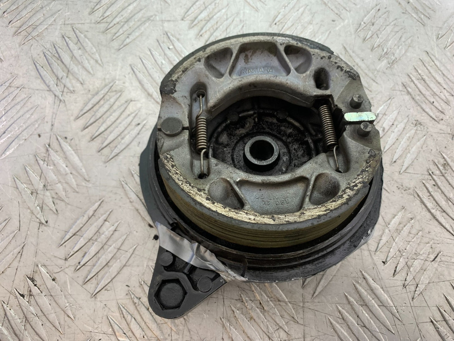 YAMAHA YBR125 YBR 125 REAR BRAKE HUB  YEAR 2010-2017 (CMB1252)