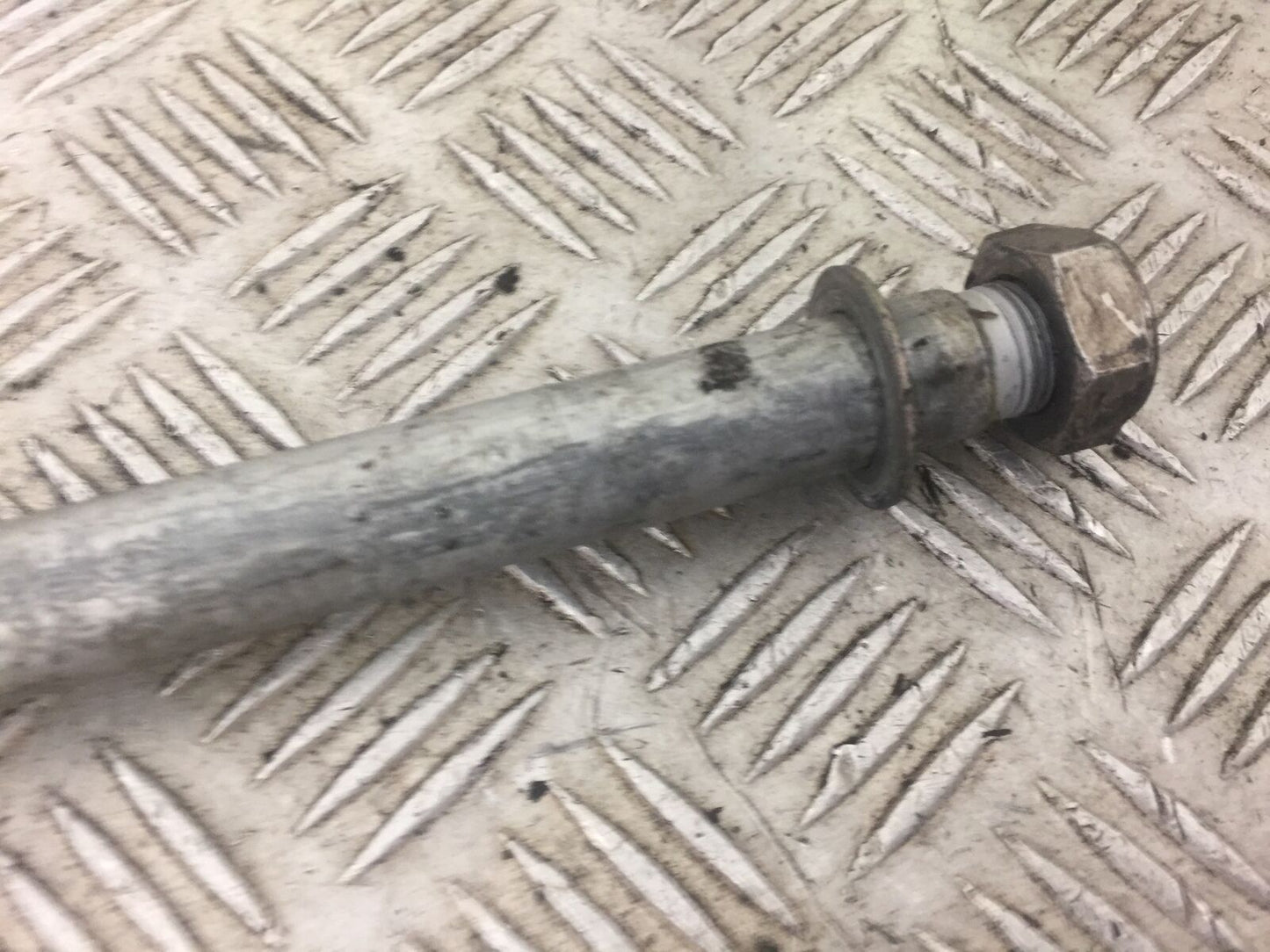 HONDA NC700 NC 700 SWINGARM SPINDLE  YEAR 2012 STOCK 437