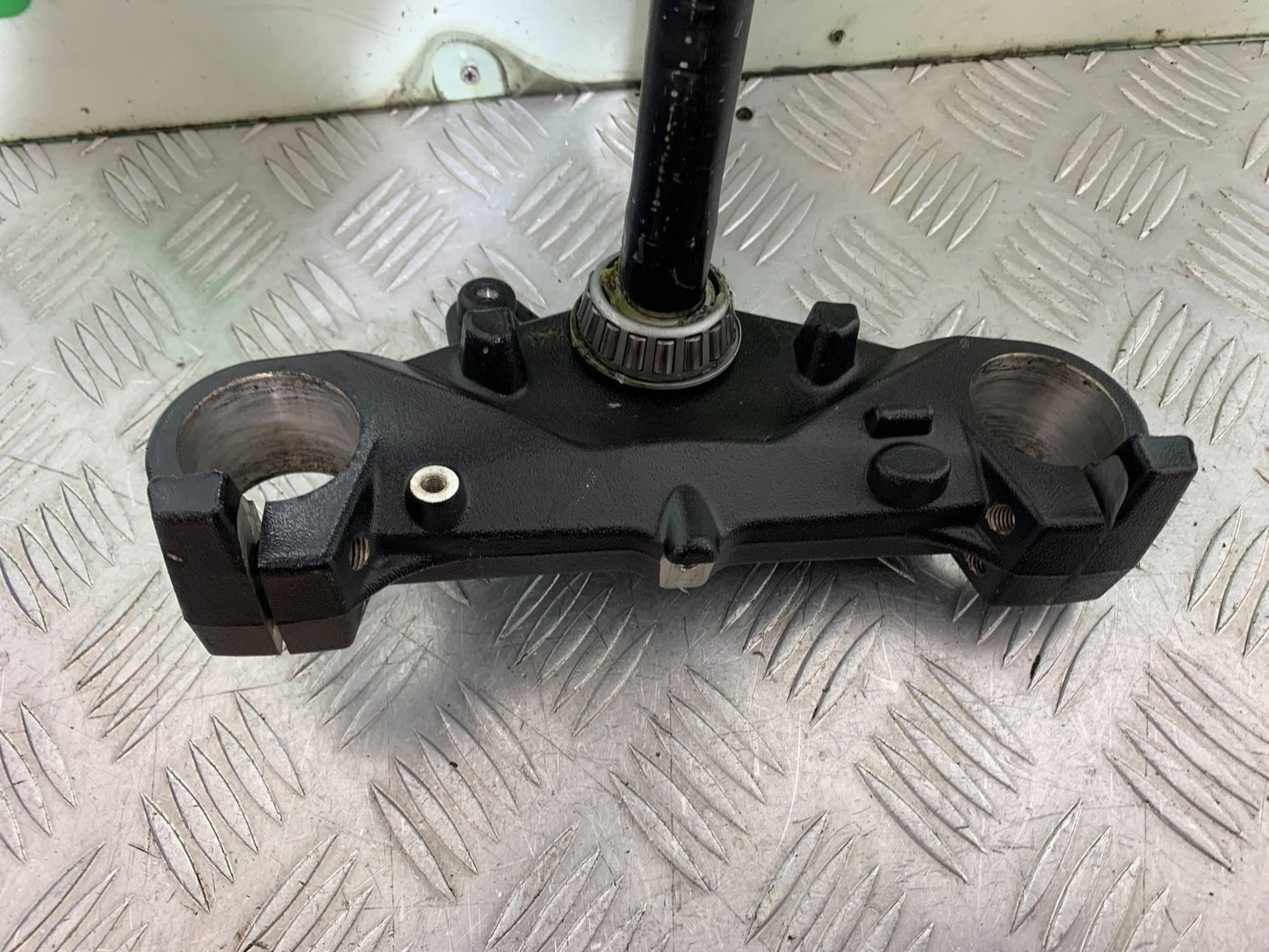 BMW F800 GT BOTTOM YOKE   YEAR 2013-2017 (CMB1248)