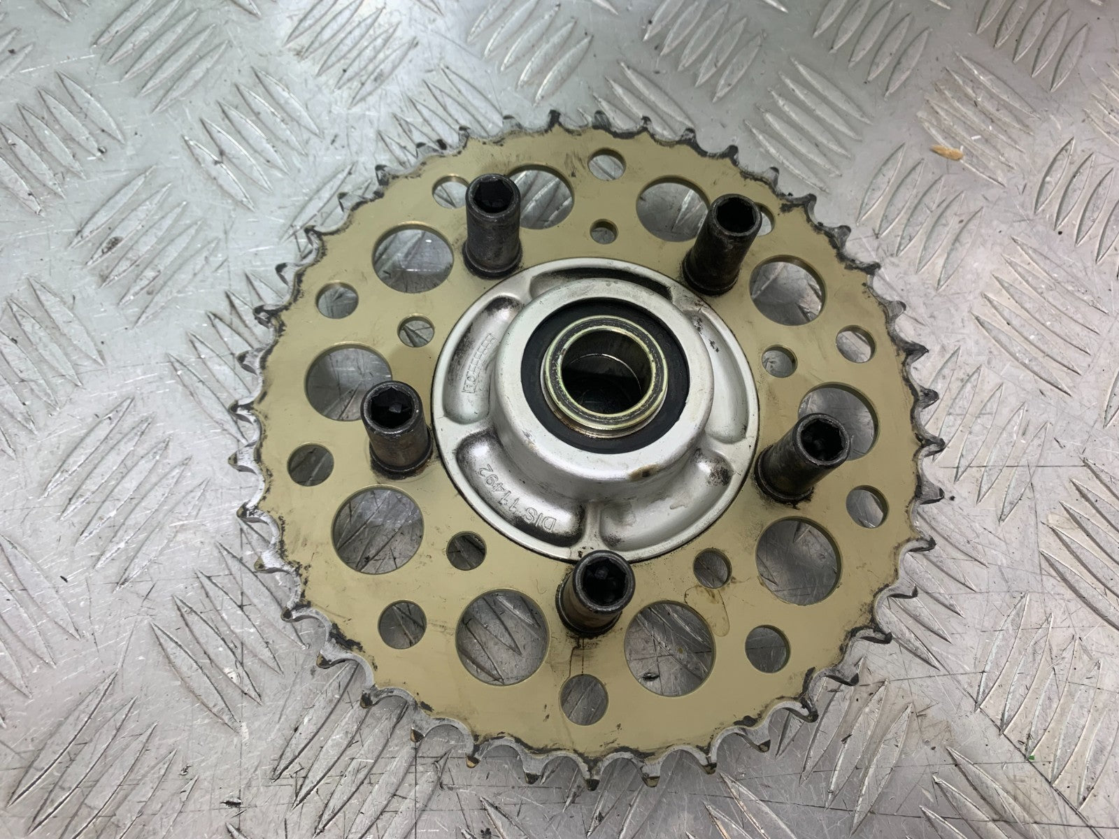 APRILIA TUONO 1000 V4R SPROCKET CARRIER  YEAR 2011-13  (CMB1331)