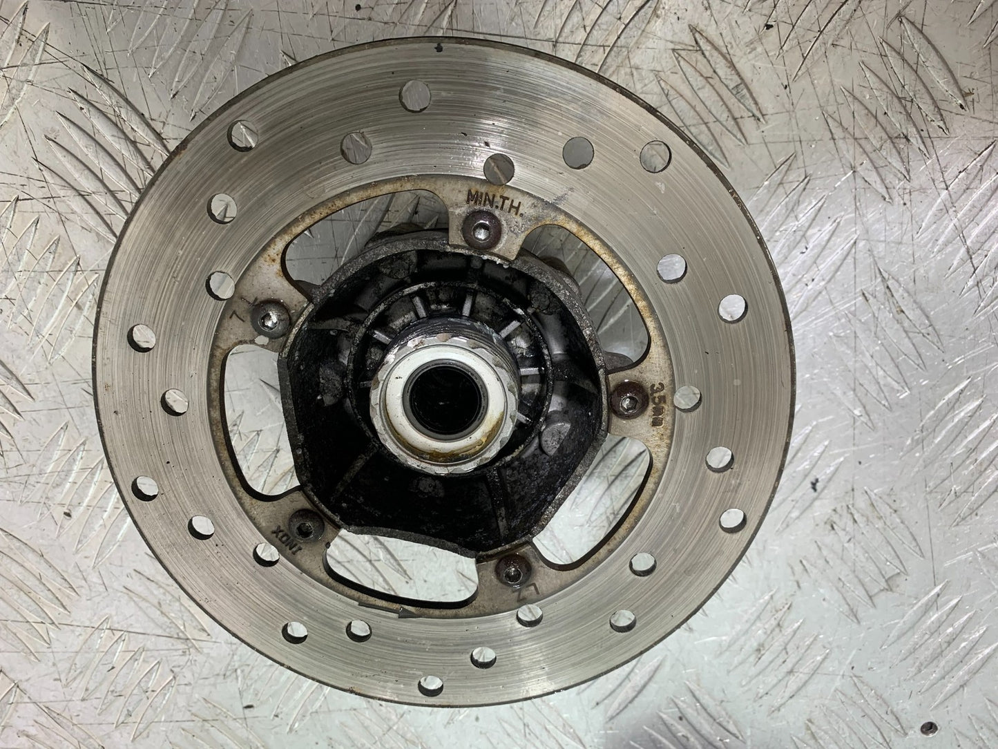 PIAGGIO VESPA LX50 LX S 50 FRONT DISC AND HUB YEAR 2007-2016 (CMB1290)