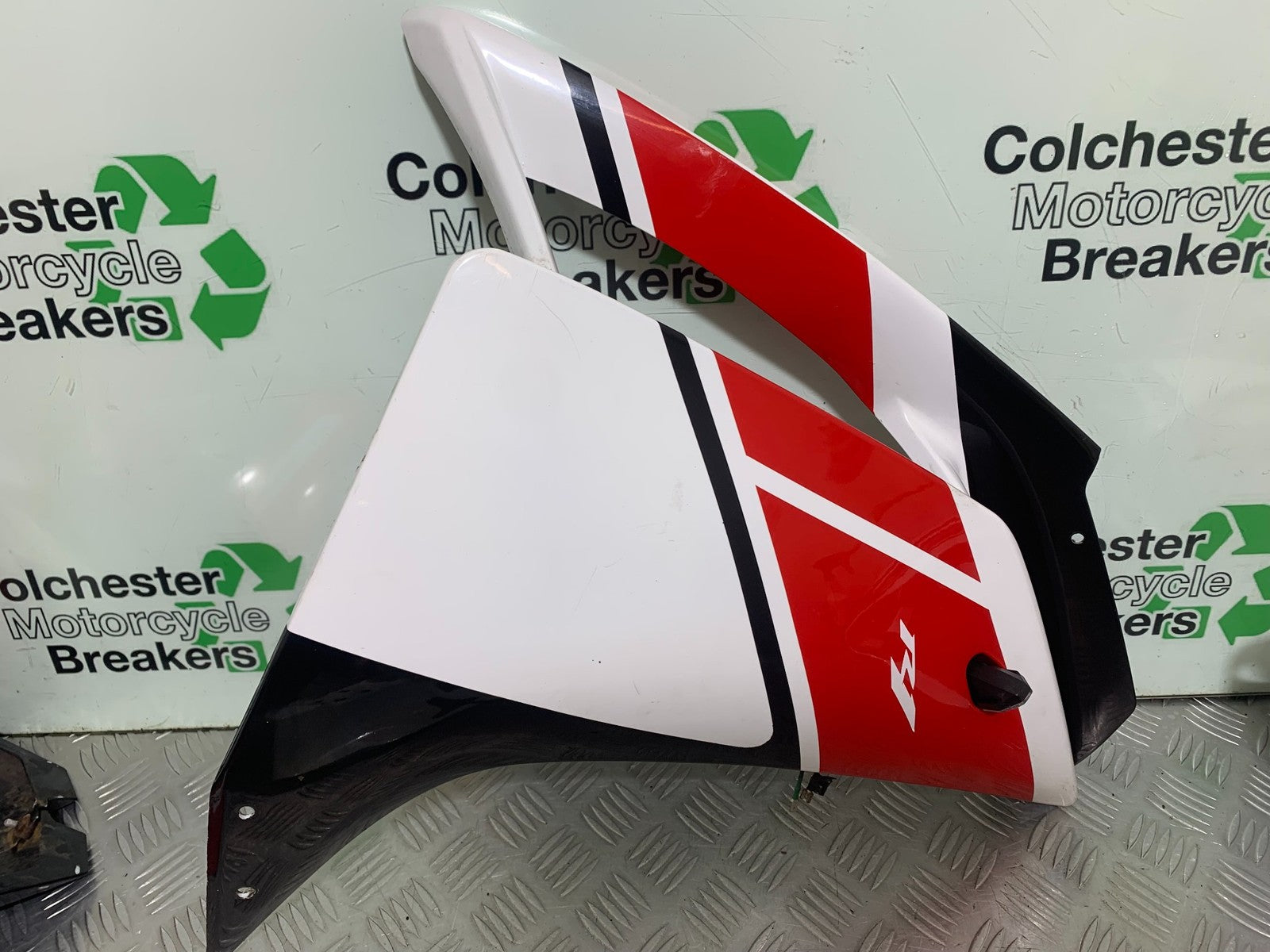 YAMAHA YZF R1 4C8 FAIRING KIT (PATTERN) YEAR 2007-2008 (CMB1237)