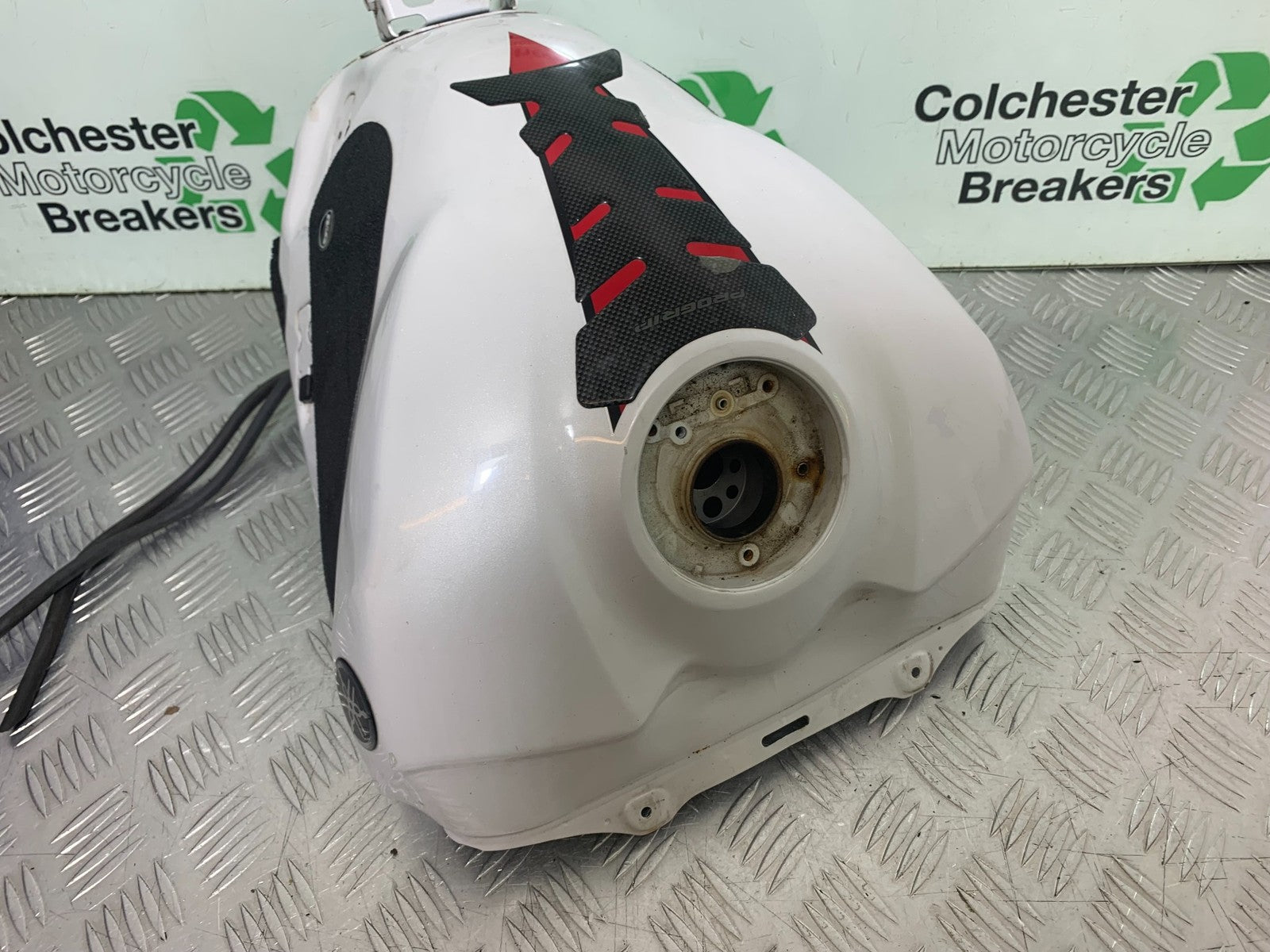 YAMAHA YZF R1 4C8 PETROL TANK  YEAR 2007-2008 (CMB1237)