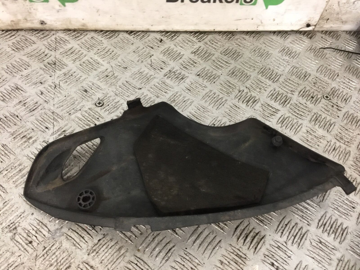 HONDA CB600 CB 600 F-9 HORNET RIGHT SIDE PANEL  2010 (STOCK 782)