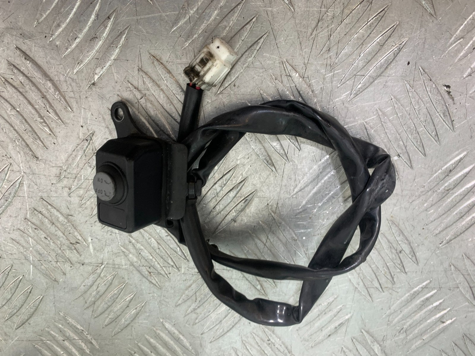 KAWASAKI 650 VERSYS FOG LIGHT SWITCH  YEAR 2015-2018 (CMB1288)