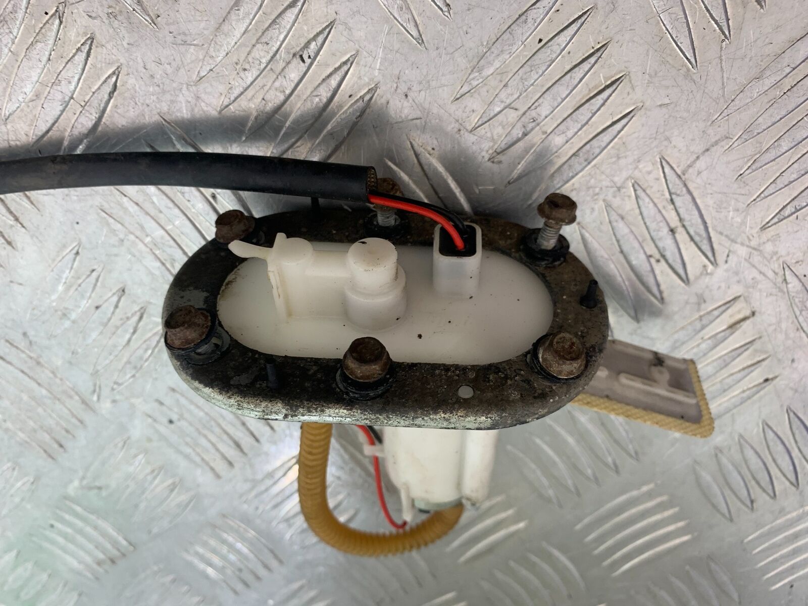 MUTT GT-SS 125 PETROL PUMP   YEAR  2020- 2024 (CMB1085)