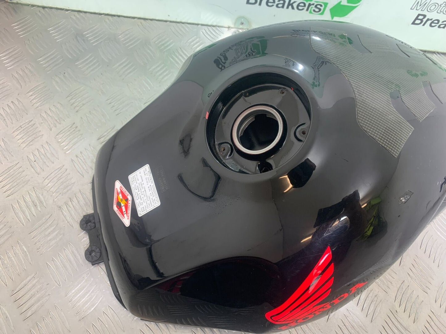 HONDA CBR 929 RRY FIREBLADE PETROL TANK YEAR 2000-01 (CMB1026)