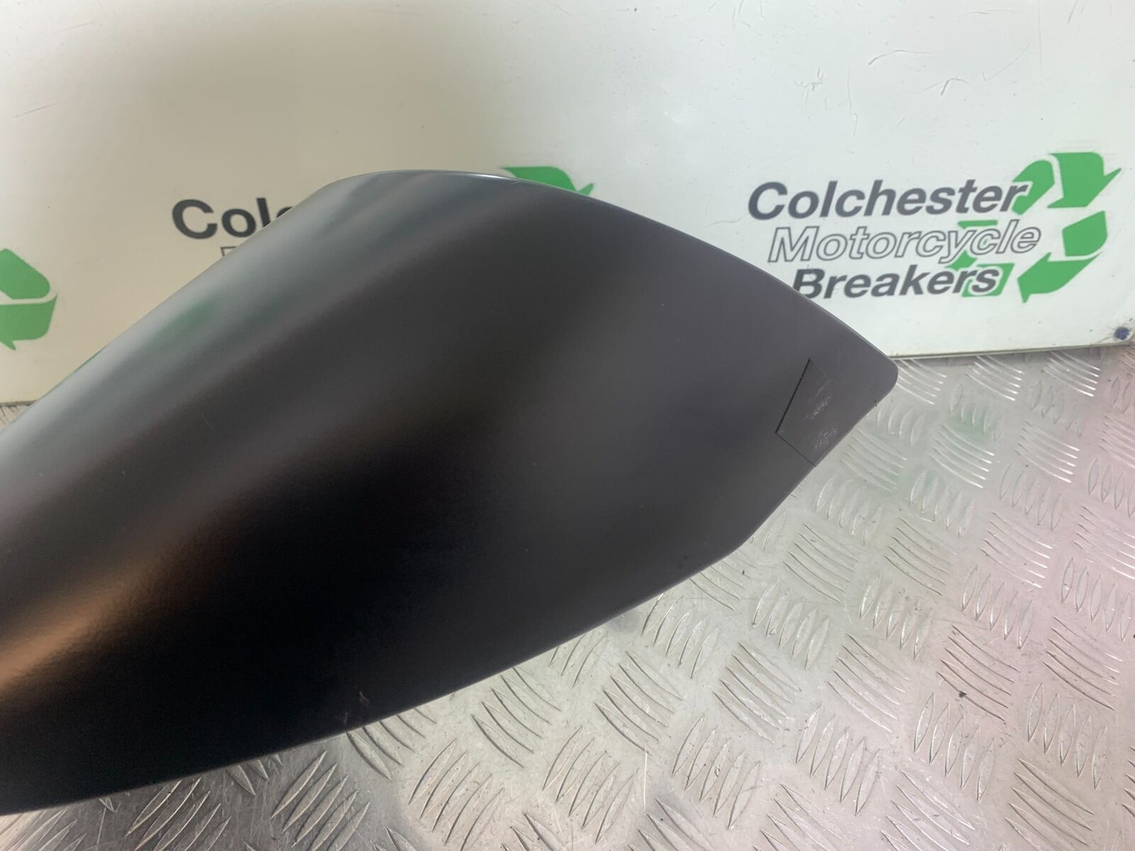 DUCATI DIAVEL 1200 SEAT COWL  YEAR 2014-17 (CMB1054)