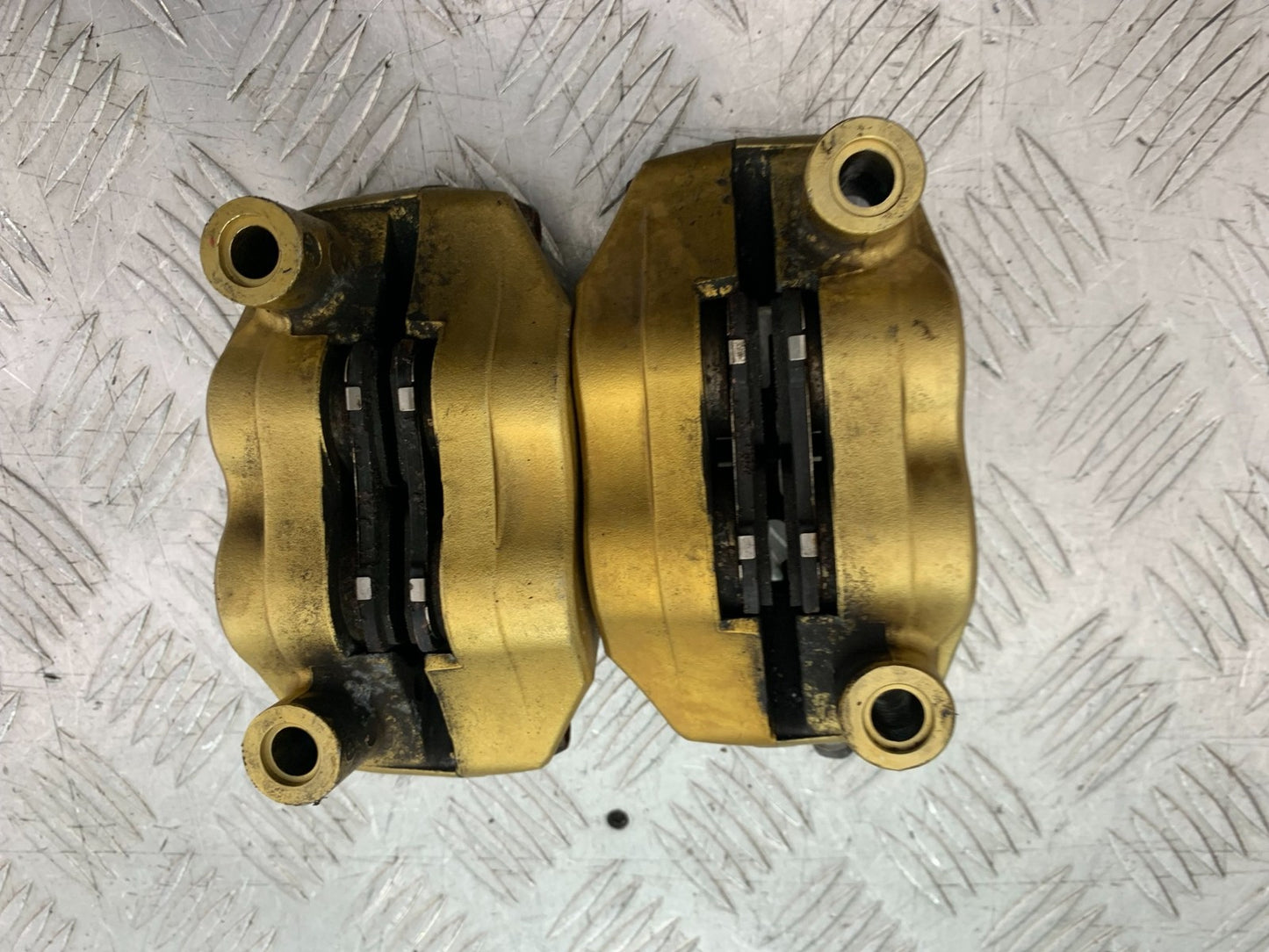 TRIUMPH 675 STREET TRIPLE RX FRONT BRAKE CALIPERS  2015- 2017 (CMB1299)