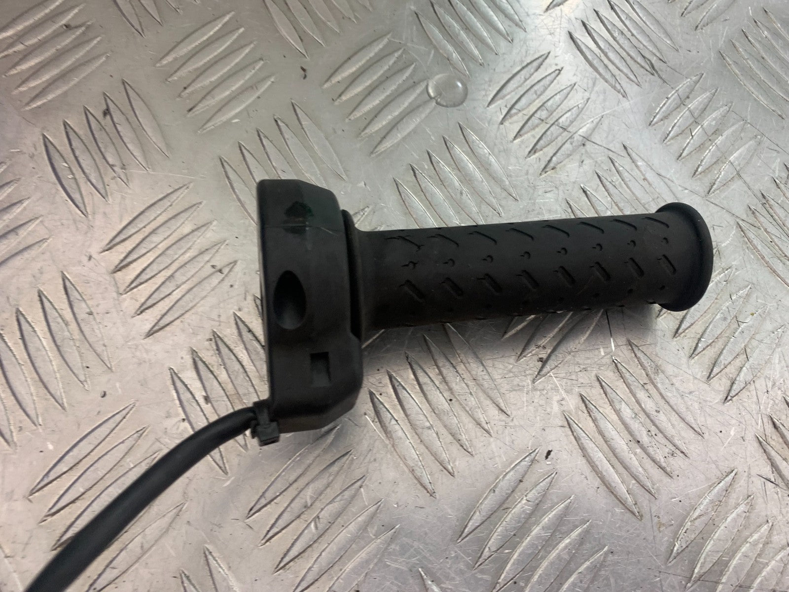 APRILIA RS660 RS 660 THROTTLE AND TWIST GRIP YEAR 2020-2024 (CMB1202)