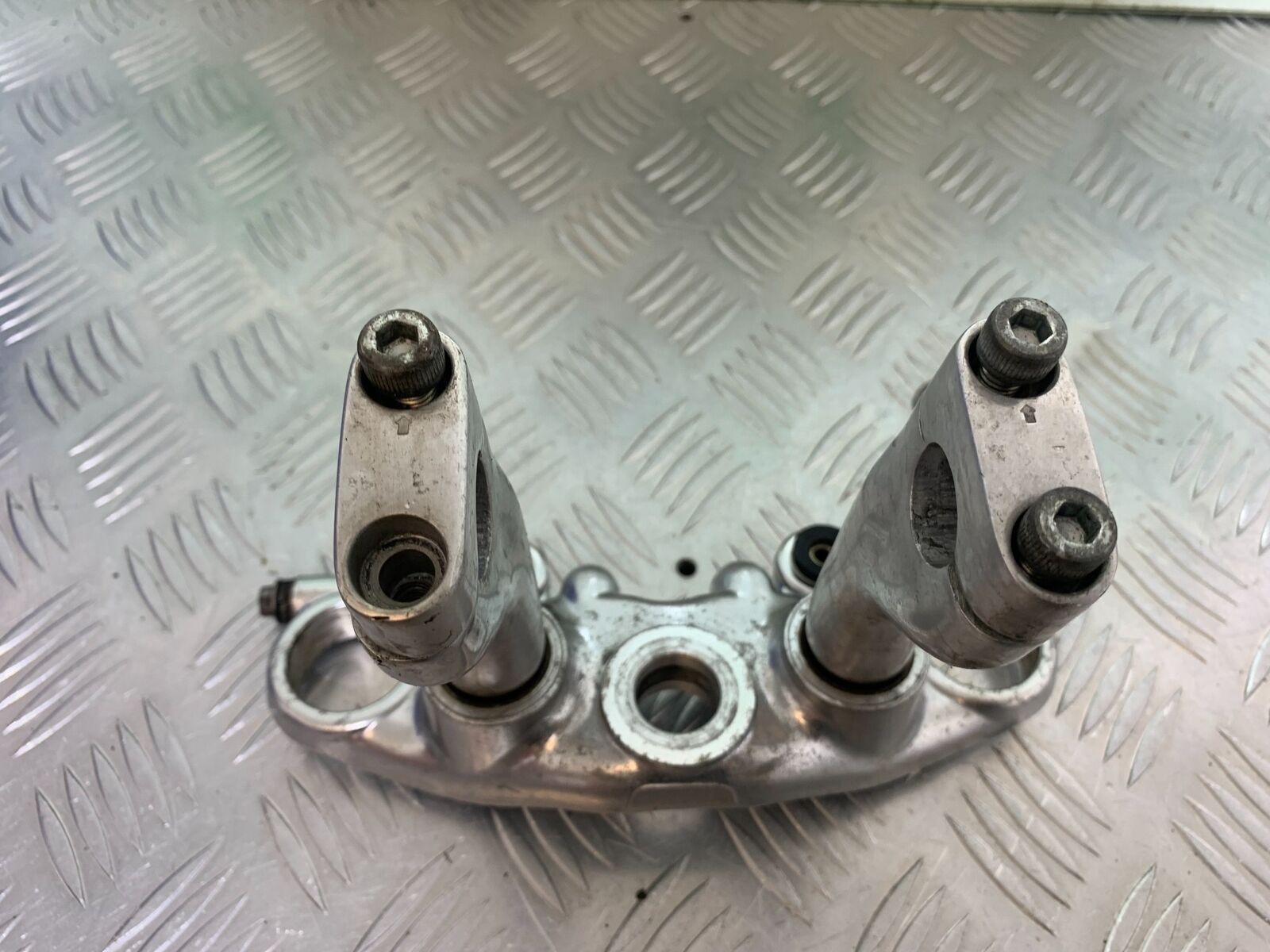 YAMAHA XV750 XV 750 VIRAGO TOP YOKE YEAR 1992 (CMB1016)