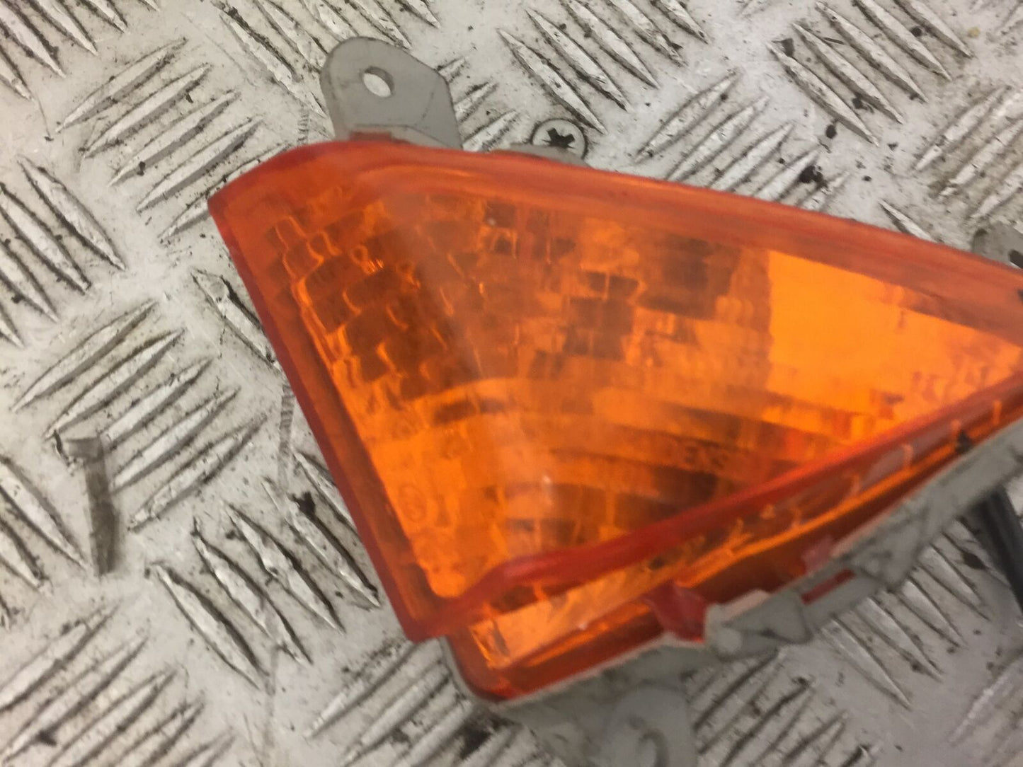 KAWASAKI ZX6R C1H FRONT LEFT INDICATOR  YEAR 2005 2006 (STOCK 519)