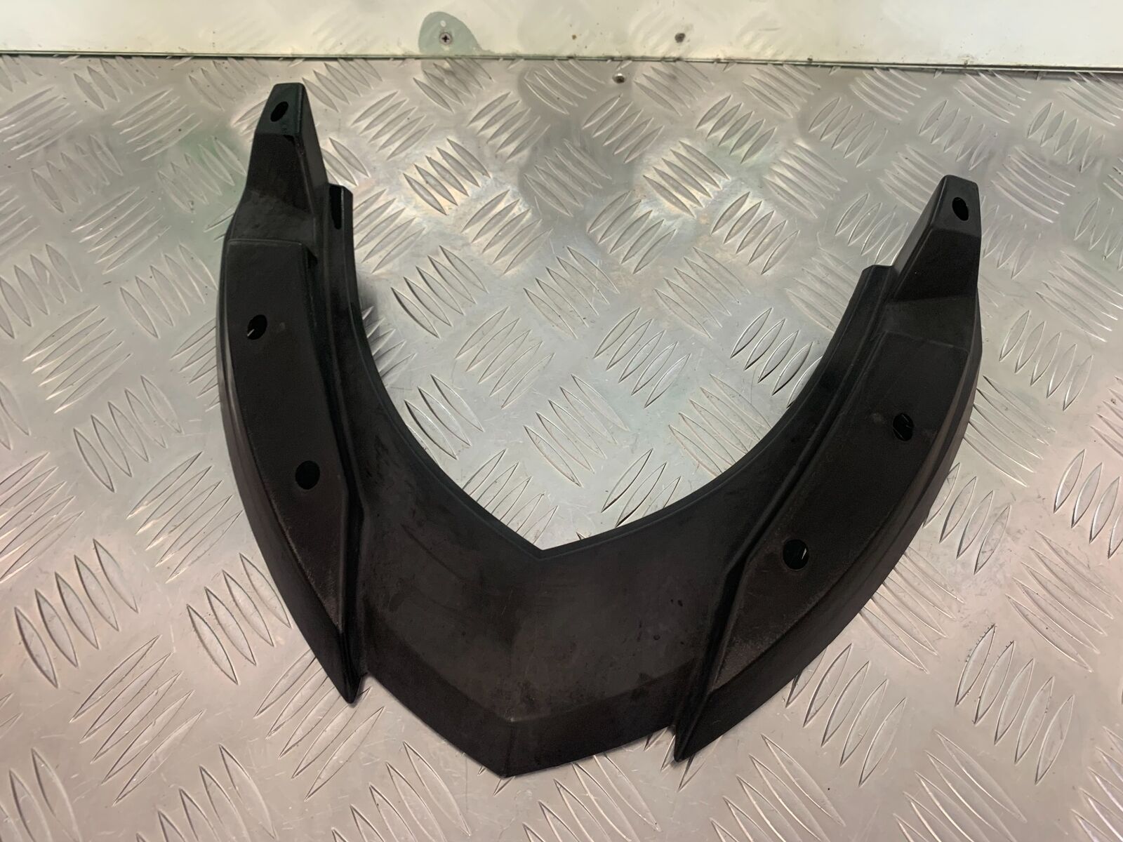 BMW R1200 RT R 1200 RT SCREEN INFILL PANEL  YEAR 2005-2009 (STOCK 943)