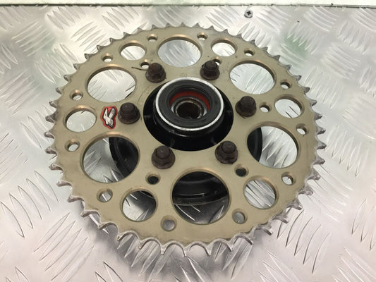 KAWASAKI ER6 N REAR SPROCKET CARRIER  YEAR 2009-2011  (STOCK 928)