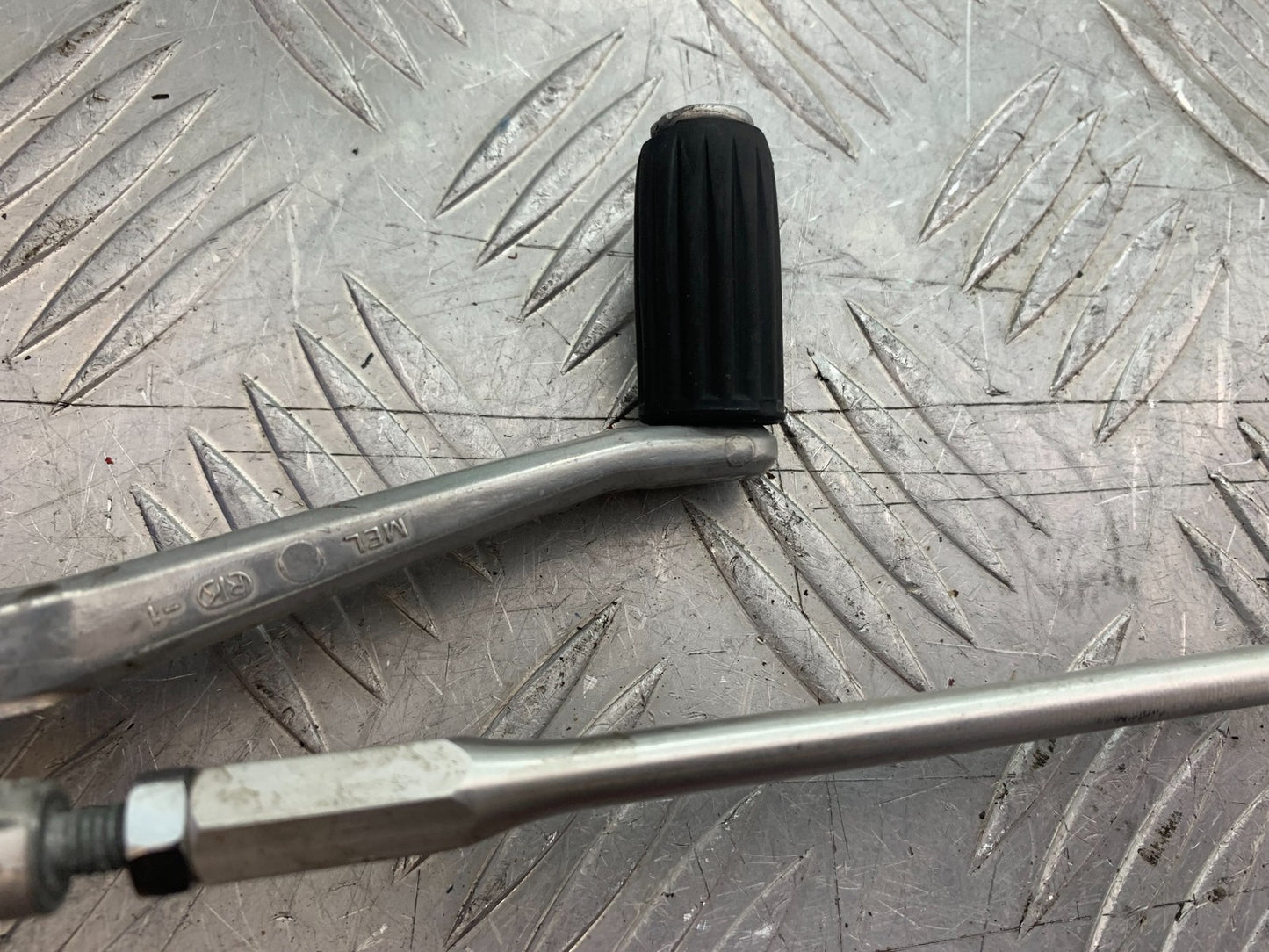 HONDA CBR1000 rr FIREBLADE GEAR LEVER YEAR 2006 (CMB1220)