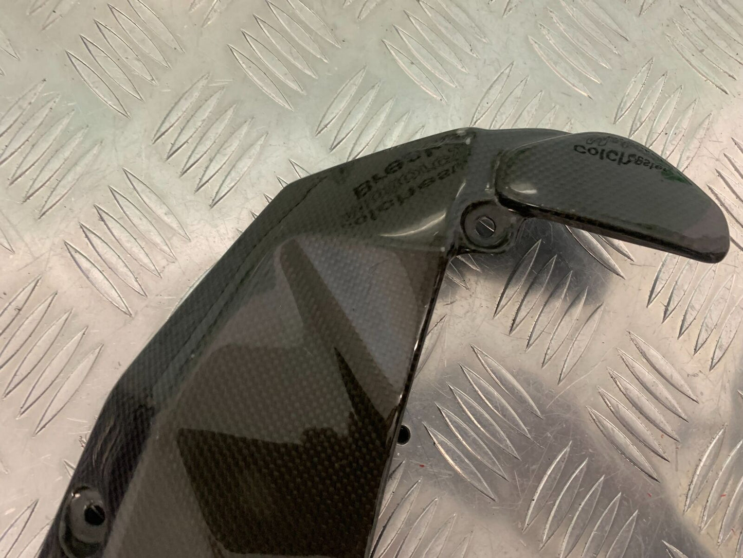 KAWASAKI Z750 Z 750 RIGHT CARBON FRAME COVER   YEAR 2004-2006  (STOCK 963)