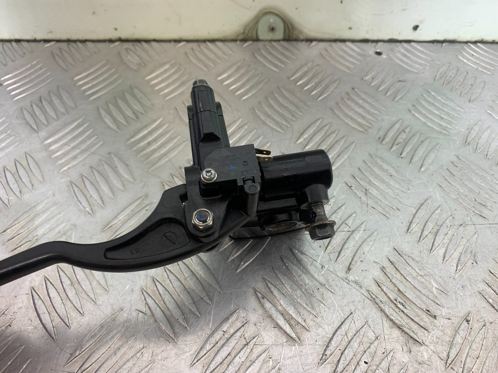 YAMAHA XMAX 300 REAR MASTER CYLINDER YEAR 2017-2020 (CMB1218)