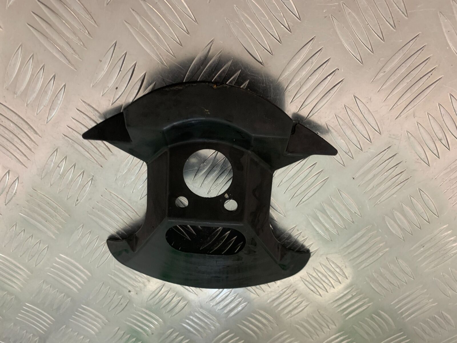 YAMAHA FJR1300 FJR 1300 YOKE INFILL COVER  YEAR 2001-05 (STOCK 946)