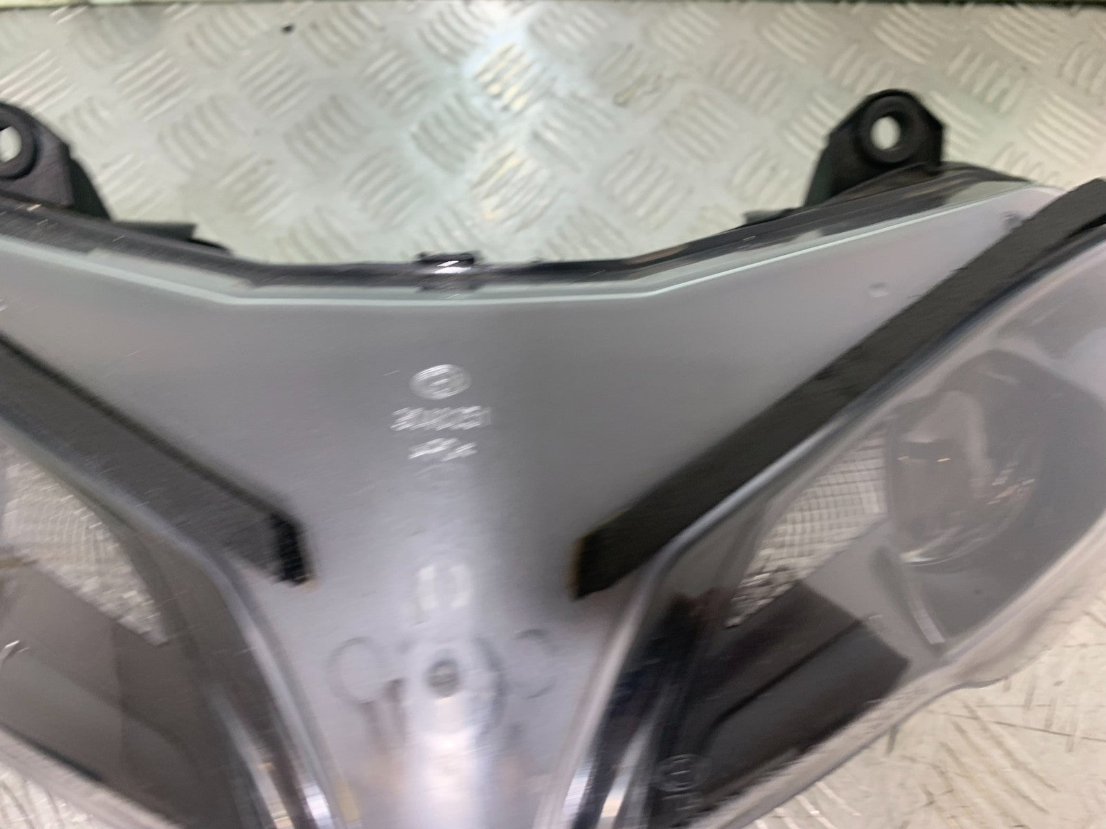 DUCATI 848 HEADLIGHT   YEAR 2008-2010 (CMB1323)