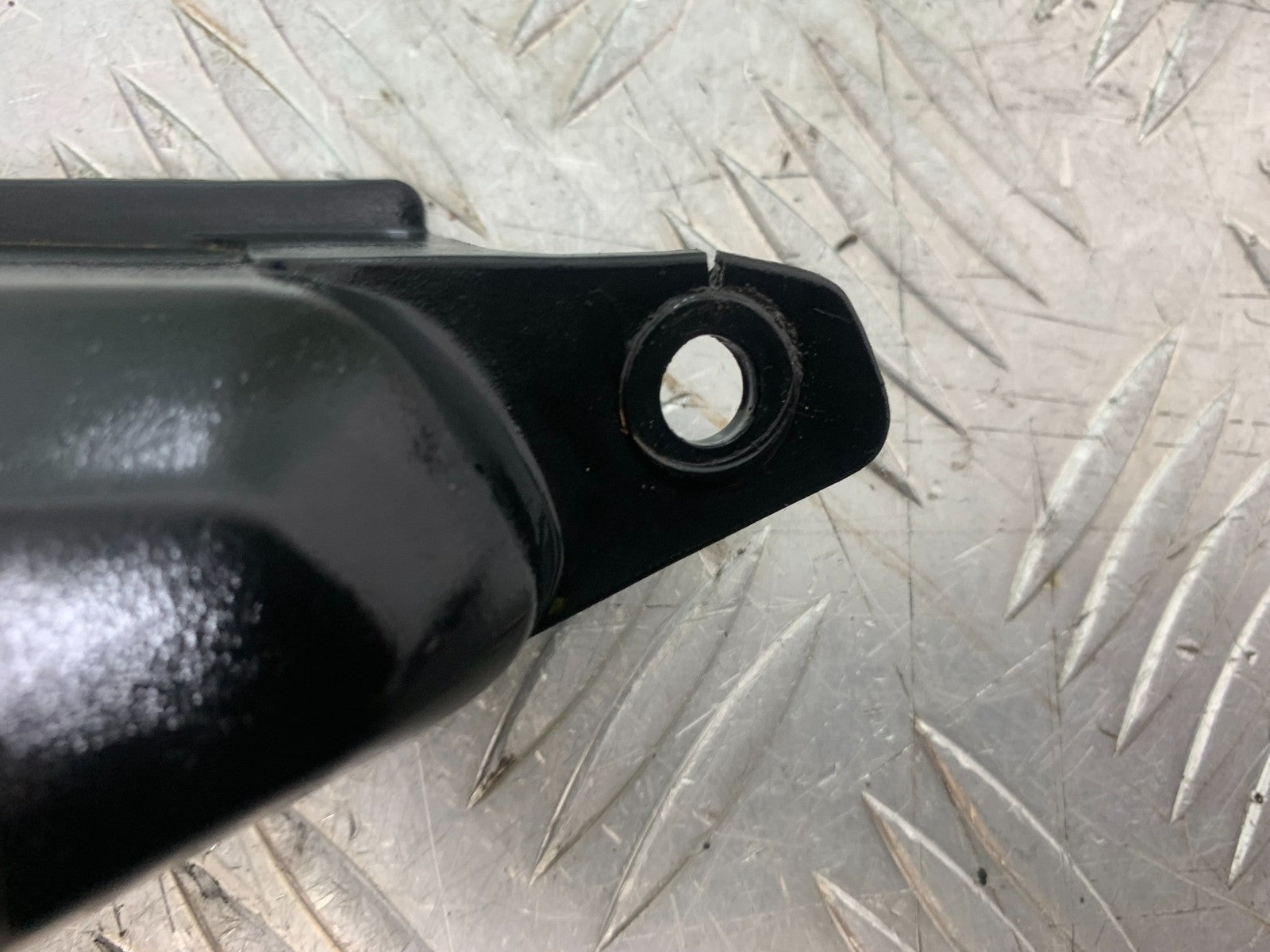 YAMAHA FZS600 FAZER 600 LEFT FRAME COVER  YEAR 1998-2001 (CMB1267)
