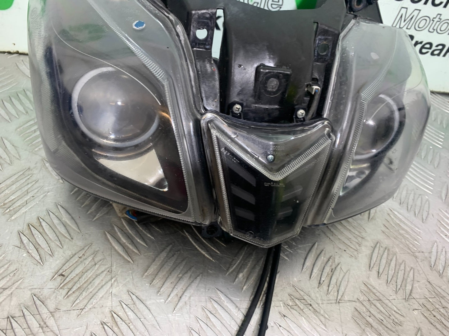 APRILIA TUONO 1000 V4 HEADLIGHT   YEAR 2013-2014  (CMB1239)