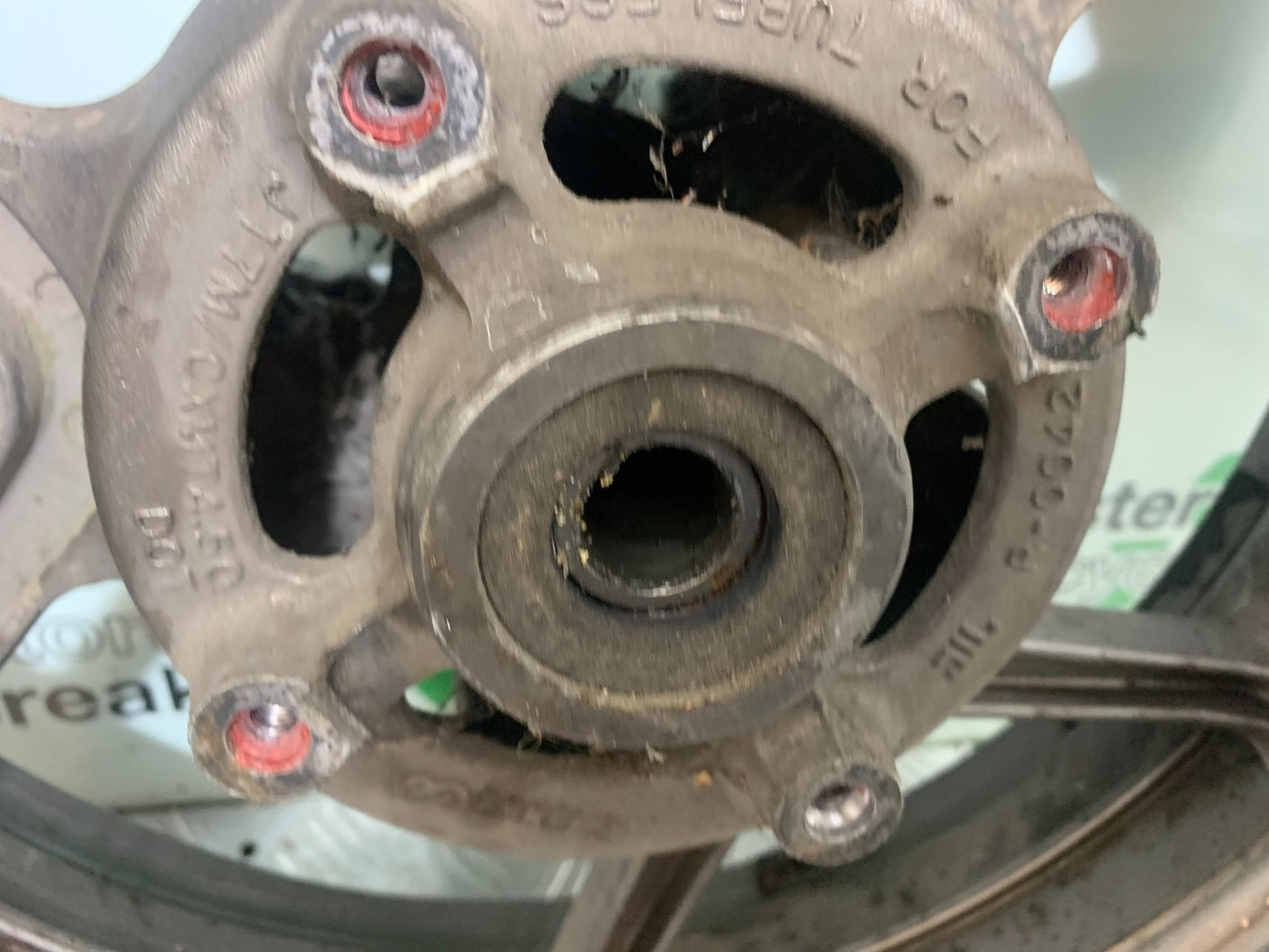 KAWASAKI ER6 F ER6F REAR WHEEL  YEAR 2005-2008 (CMB1277)