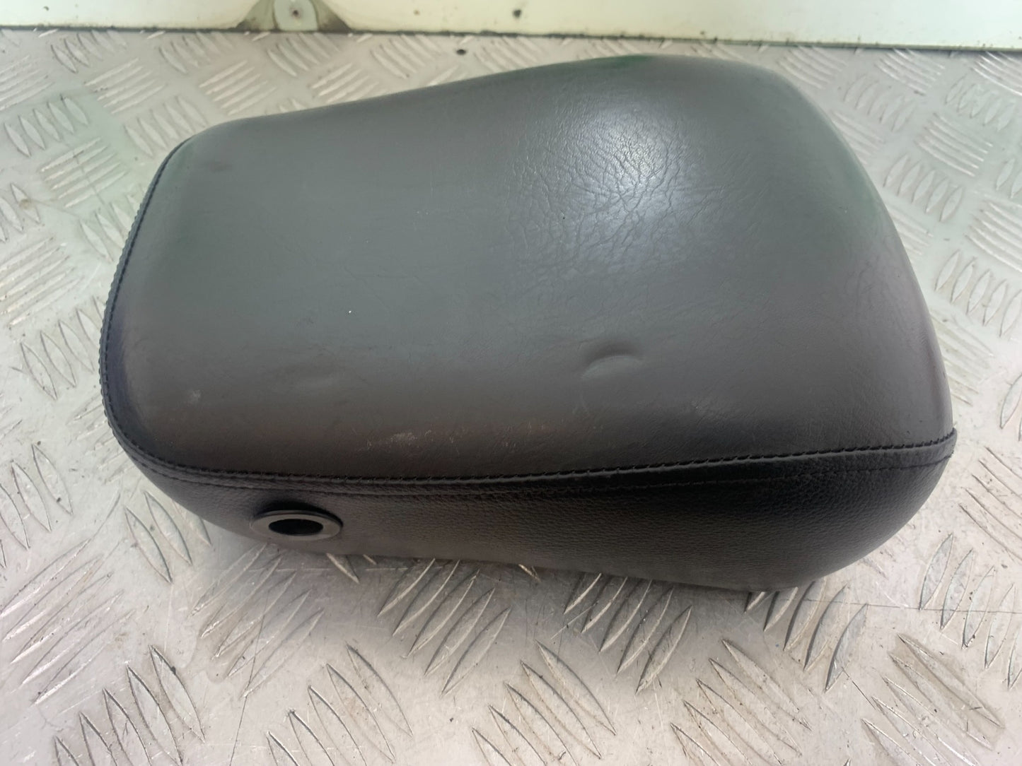 YAMAHA XV535 XV 535 VIRAGO REAR SEAT   YEAR 1994-02 (CMB1162)