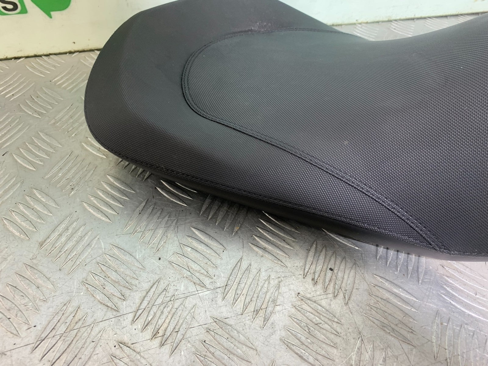 KTM 690 DUKE R LC4 FRONT RIDER SEAT YEAR 2012-2015  (CMB1180)