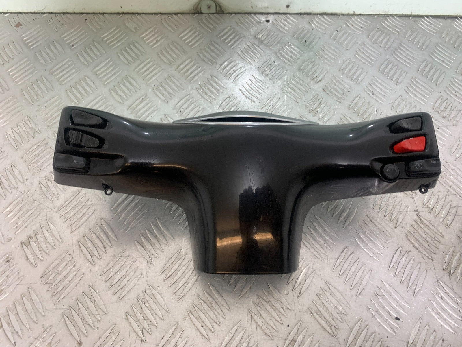 PIAGGIO VESPA GTS 125  SWITCHES AND PANEL YEAR 2009-14  (CMB1261)